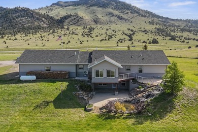 This exceptional property offers the perfect blend of comfort - photo 5