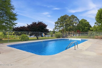 Lakeside Home In Desirable Lake Park. This 3 Bedroom, 2 Bath - photo 6