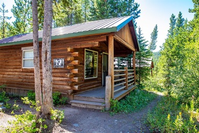 Summit Mountain Lodge is a rare Glacier-area legacy hospitality - photo 9