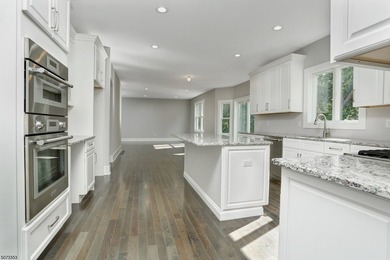 To be built, this home is closed and used for informational - photo 12