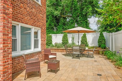 Affordable, spacious, and immaculately maintained 2BR/1.5BA - photo 12