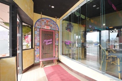 Welcome to Mama Rosa Restaurant, a warm and inviting dining - photo 5