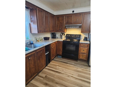 Looking for a nice move in ready home this one has 3 bedroom, 2 - photo 16