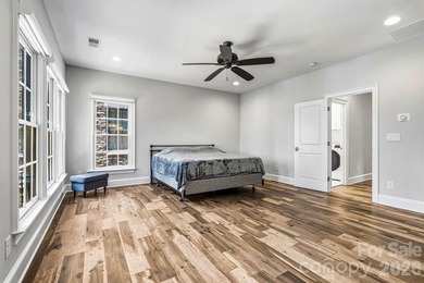 Waterfront home on Lake Cornelius in Davidson! The large great - photo 16