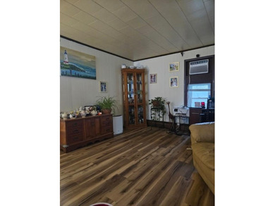 Looking for a nice move in ready home this one has 3 bedroom, 2 - photo 19