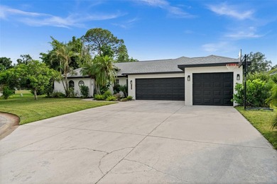 WOW! This stunning 4-bedroom, 3-bath, 3-car garage split-plan - photo 3