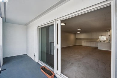 Welcome to 960 Shorepoint Court #120! Step into this beautifully - photo 25