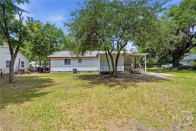 Located just minutes from Thunderbolt, this beautifully updated - photo 28