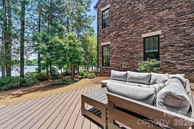 Waterfront home on Lake Cornelius in Davidson! The large great - photo 30