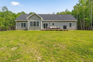 Built in 2025, this beautifully crafted 3-bedroom, 2-bath home - photo 6