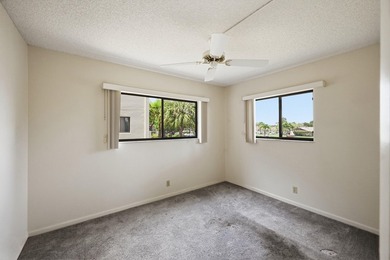 Spacious 2-bedroom, 2-bath corner unit located on the second - photo 14