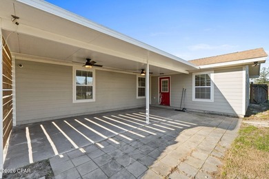 This wonderful four bedroom home is a great deal to any home - photo 27