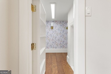 Welcome to 608 Concord Lake Ln SE, where timeless style - photo 28