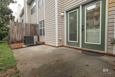 Gulf Shores Condo Priced to Sell Quickly!!! 2 bed/2.5 bath - photo 31