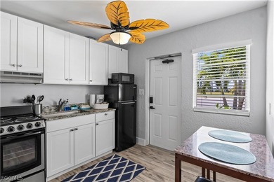 An amazing opportunity to own a unicorn property with SO much - photo 48