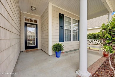 Charming townhome just minutes from the coast. This light-filled - photo 4