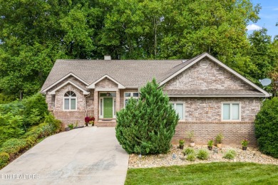 Lake Home For Sale in Loudon, Tennessee