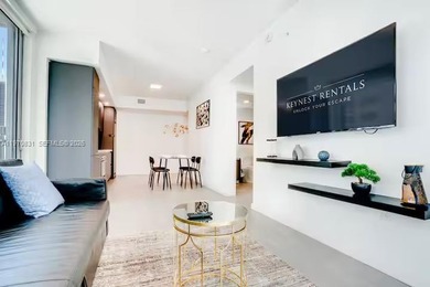 Modern 1 Bed / 1 Bath residence at YOTELPAD Downtown Miami
