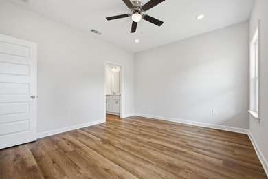THIS CRAFTSMAN STYLE HOME WILL BE COMPLETED END OF AUGUST, the - photo 13