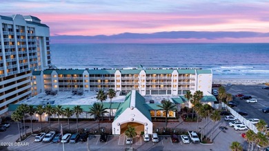 Brand new to the market and never rented, this turnkey, fully - photo 15