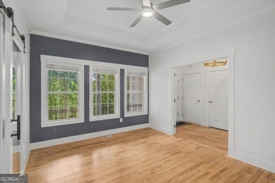 COMPLETELY RENOVATED INSIDE AND OUT! This beautifully updated - photo 6