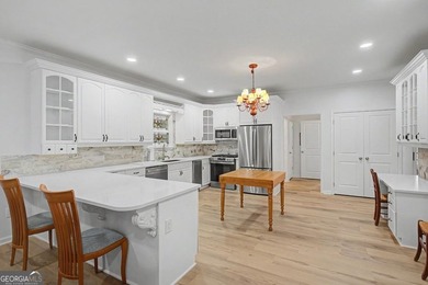 COMPLETELY RENOVATED INSIDE AND OUT! This beautifully updated - photo 9