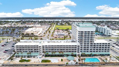 Brand new to the market and never rented, this turnkey, fully - photo 26