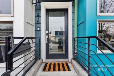 (private lake, pond, creek) Home For Sale in Garden City Idaho