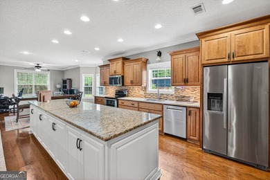 Beautiful 4-bedroom home in sought-after Carriage Gate - photo 12