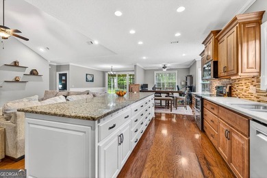 Beautiful 4-bedroom home in sought-after Carriage Gate - photo 14