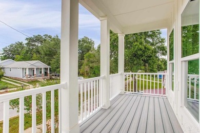 Brand new construction just minutes from downtown Pensacola and - photo 2