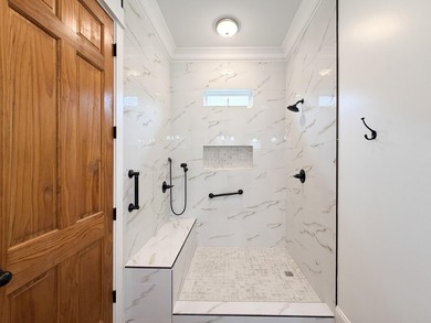 Welcome to the highly desirable and adorable Bellegrass - photo 25