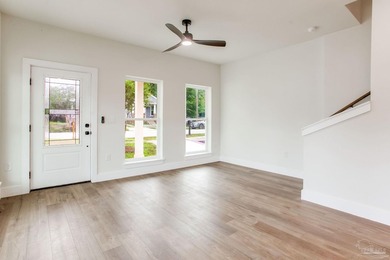 Brand new construction just minutes from downtown Pensacola and - photo 5