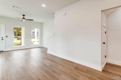 Brand new construction just minutes from downtown Pensacola and - photo 9