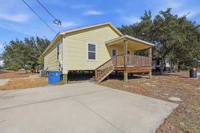 1 ACRE, SPACE, PRIVACY, and modern comfort-right in the heart of - photo 1