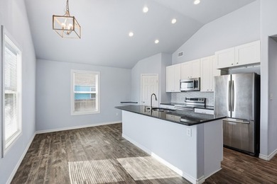1 ACRE, SPACE, PRIVACY, and modern comfort-right in the heart of - photo 3