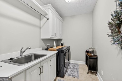 Beautiful 4-bedroom home in sought-after Carriage Gate - photo 37