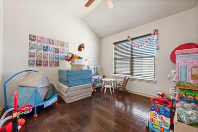 Welcome to this fantastic home located in Hillcrest Country Club - photo 12