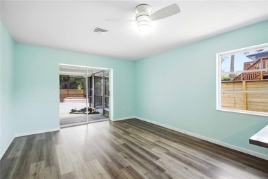 Beautifully updated block home on an oversized lot in a prime - photo 15