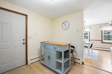 Move right into this well-maintained 4-bedroom, 2.5-bath - photo 8