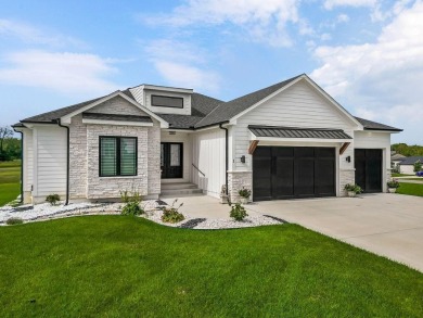 Lake Home For Sale in Lake Winnebago, Missouri