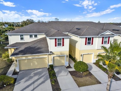 (private lake, pond, coastal) Townhome/Townhouse For Sale in Riverview Florida