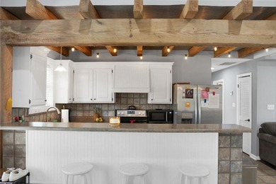 Welcome to your perfect blend of peaceful country living and - photo 12