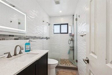 Beautifully updated 3-bedroom, 3-bath home located in the - photo 16