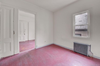 Amazing Semi-Attached 2-Story property with full basement, two - photo 17