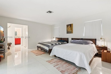 Beautifully updated 3-bedroom, 3-bath home located in the - photo 19