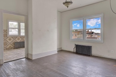 Amazing Semi-Attached 2-Story property with full basement, two - photo 19