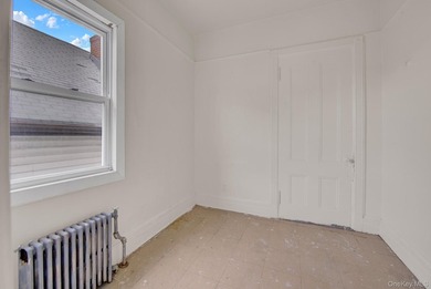 Amazing Semi-Attached 2-Story property with full basement, two - photo 20
