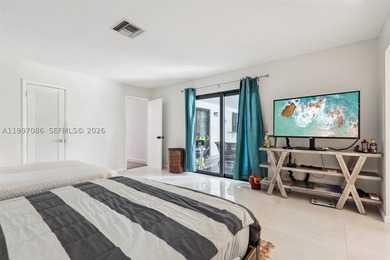 Beautifully updated 3-bedroom, 3-bath home located in the - photo 21