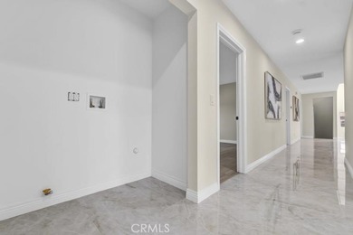 Welcome to this beautifully updated 5-bedroom, 4-bathroom home - photo 22